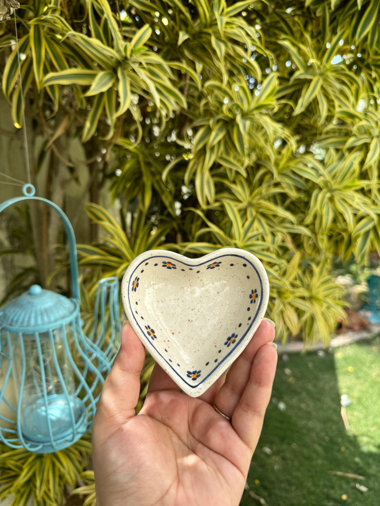 Blue flower heart trinket