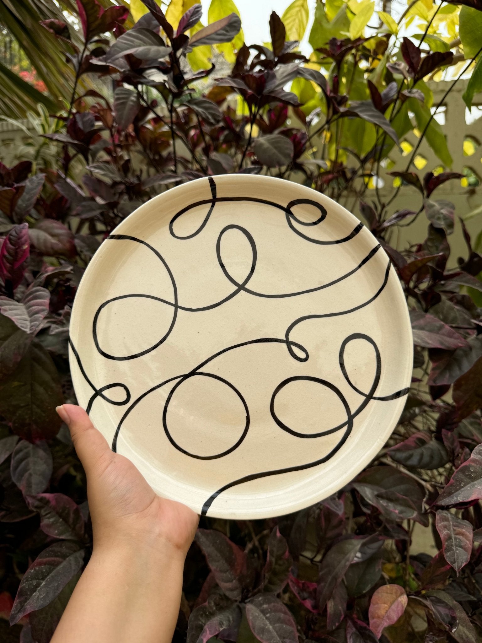 Minimal Black Line Plate - Plates